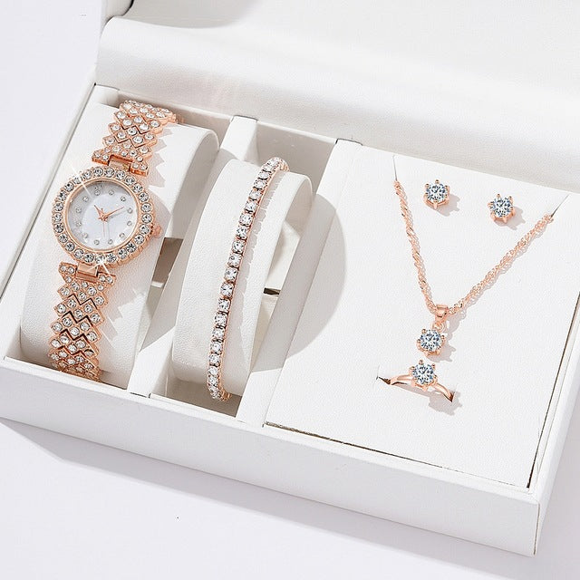 Diamond Women Watches Luxury Fashion Rhinestone Quartz Bracelet Wrist Watch For Gift