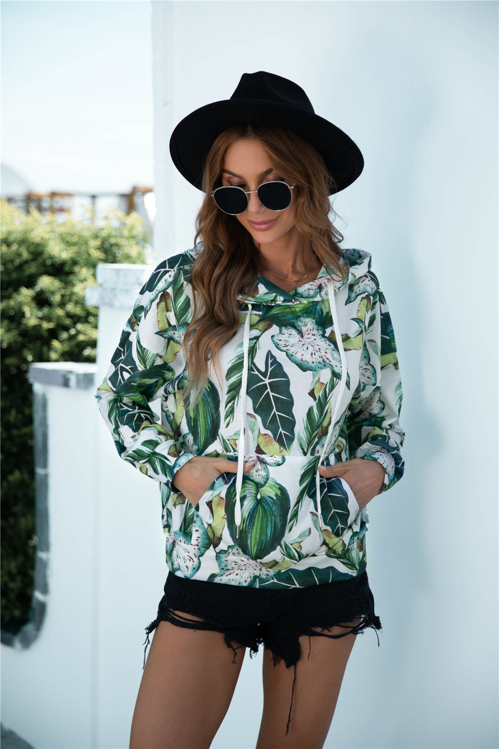 Hot Sale Printed Hooded Pocket Sweatshirt